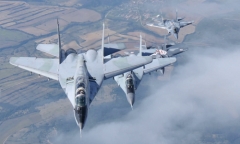 Video: Dàn tiêm kích 