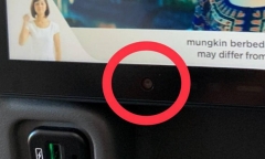 Máy bay của Singapore Airlines bị “tố” có camera ở lưng ghế
