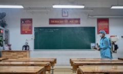 Cận cảnh Hà Nội phun thuốc khử trùng 3.000 trường học phòng chống virus corona