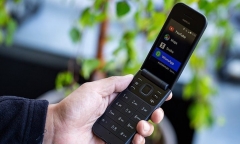 Tin tức công nghệ mới nóng nhất hôm nay 12/9: Nokia nắp gập vừa ra mắt thị trường Việt giá chỉ 1,99 triệu đồng