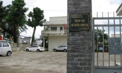 Lập đoàn kiểm tra vụ giám đốc, phó giám đốc và nữ kế toán 