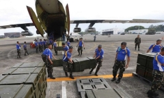 Trung Quốc gửi tặng hàng nghìn khẩu súng cho Philippines
