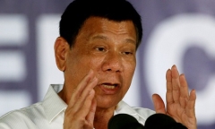 Tổng thống Philippines dọa ném quan chức tham nhũng từ trên trực thăng