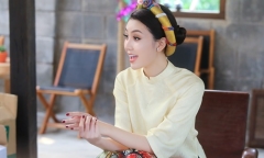 Hoa hậu Ngọc Duyên mặc áo dài rực rỡ tất bật chạy show cuối năm
