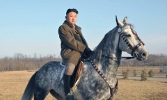 Kim Jong-un: Thải cố vấn già, chưa vội dùng trẻ