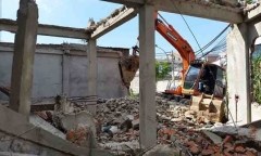 Cảnh cáo, phá dỡ nhà xây sai phép của Chánh Thanh tra Đà Lạt