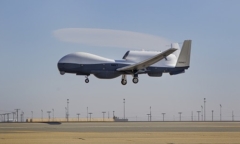 Tự vệ Crimea bắn hạ UAV do thám Mỹ
