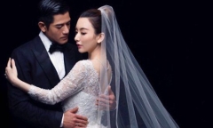 Quách Phú Thành kết hôn với bạn gái kém 22 tuổi