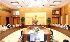 Ủy ban Thường vụ Quốc hội chất vấn Phó Thủ tướng và 15 bộ trưởng, trưởng ngành