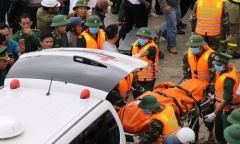 Tìm thấy thêm 3 thi thể trong vụ 9 tàu hàng bị bão đánh chìm  ở Quy Nhơn