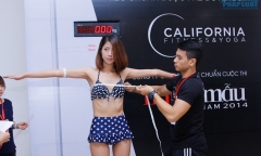 Vietnam's Next Top Model 2014 kiểm tra số đo hình thể thí sinh