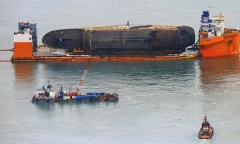 Tìm thấy di hài nghi của nạn nhân vụ chìm phà Sewol thảm khốc