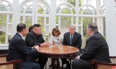 Phóng viên Mỹ trở lại Việt Nam sau 25 năm: 