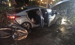 Tin tai nạn giao thông mới nhất ngày 17/7/2018: Ôtô lao vào quán cà phê, 2 nữ sinh tử vong