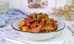 Mẹ tôi có cách kho thịt ngon 