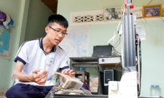 Con trai của người phụ nữ bán vé số nhận học bổng toàn phần Chính phủ Ba Lan