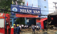 Trường học bất ngờ bốc cháy, hàng trăm học sinh di tản khẩn cấp