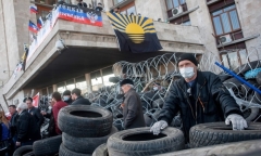Đông nam Ukraina vẫn căng thẳng