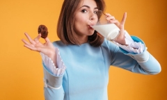 Uống sữa lúc nào lợi cho sức khỏe?