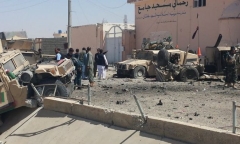 Đánh bom liều chết ngay sau xe quân đội Afghanistan, 13 người chết