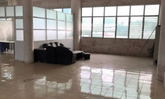Miễn phí 3 tháng thuê ki ốt trong chợ cho người bán hàng rong ở Hà Nội