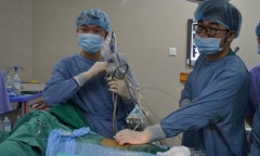 Tin tức đời sống mới nhất ngày 1/5/2019: Cấp cứu bệnh nhân ung thư bỏ viện về chữa thuốc nam