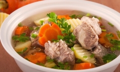 Món ngon mỗi ngày: Canh củ nấu sườn cho bữa trưa đầu tuần ngon miệng
