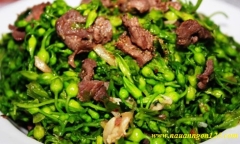 Thơm ngon bổ dưỡng với thịt bò xào hoa thiên lý cho bữa cơm trưa
