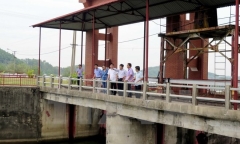 Thái Nguyên cấp bách xử lý thấm đập chính Hồ Núi Cốc