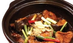 Cách làm sạch cá trê để có món cá kho ngon đúng vị