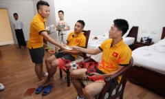 Sao U23 Việt Nam mang... cu đơ sang Myanmar 