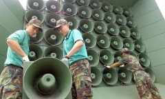 Hàn Quốc và Triều Tiên bắt đầu dỡ bỏ loa phóng thanh dọc biên giới 