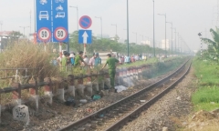 Tàu hỏa cán chết người phụ nữ ở Sài Gòn