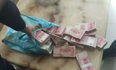 Người đàn ông vô ý ném nhầm nửa tỷ đồng cho vay vào… thùng rác