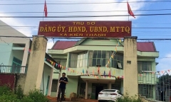 Cách chức chủ tịch xã sử dụng bằng THPT giả