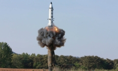 Giới chức Mỹ dự đoán Triều Tiên có thể sở hữu ICBM vào năm 2018
