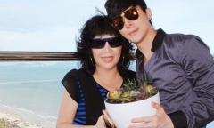 Nathan Lee kể về kỷ niệm vừa giận vừa thương với người mẹ là giảng viên đại học nổi tiếng thế giới