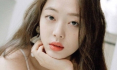 Sulli qua đời ở nhà riêng, nghi do tự tử