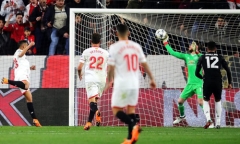 Video: Chiêm ngưỡng những pha cứu thua xuất thần của De Gea
