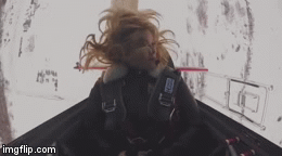 Video: Tiêm kích Nga nhào lộn cực 'đỉnh', tái dựng hình ảnh siêu anh hùng trong Captain Marvel