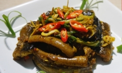 Món ngon mỗi ngày: Lươn xào sả ớt ngon chuẩn Nghệ An