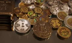 Giá Bitcoin hôm nay 26/1: Giảm lại giảm thêm 300 USD