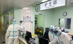 Trang thiết bị y tế cạn kiệt, 8 bệnh viện tại Vũ Hán ra thông báo xin công chúng quyên góp
