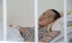 Mẹ chủ quan nghĩ con ốm vặt ai dè là viêm màng não suýt mất mạng