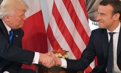 Tổng thống Pháp mời ông Trump dùng bữa tối với tôm hùm trên tháp Eiffel