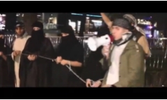 Cận cảnh phiên buôn bán nô lệ tình dục của phiến quân Hồi giáo IS