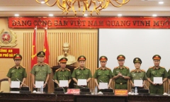 Bí thư Thành ủy Hà Nội biểu dương lực lượng phá vụ trọng án tại chung cư cao cấp