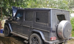 Xe Mercedes-Benz G55 gắn biển số giả quân đội: Chủ xe dùng biển đỏ chạy cho oai