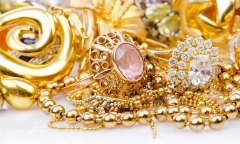 Giá vàng hôm nay 11/8/2018: Vàng SJC tăng nhẹ 10 nghìn đồng/lượng