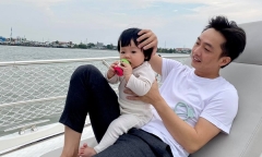 Cường Đô La khoe ảnh nghỉ lễ sang chảnh của ái nữ, đi chơi bằng du thuyền cực 